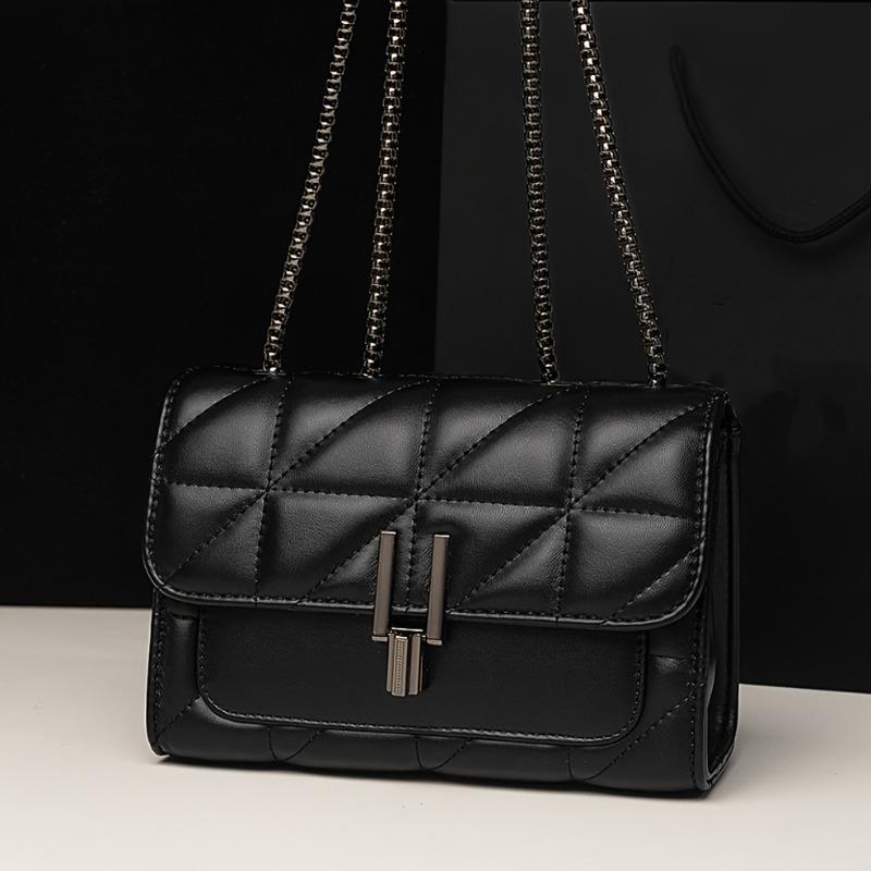 Dámská černá mini kostkovaná crossbody taška přes rameno