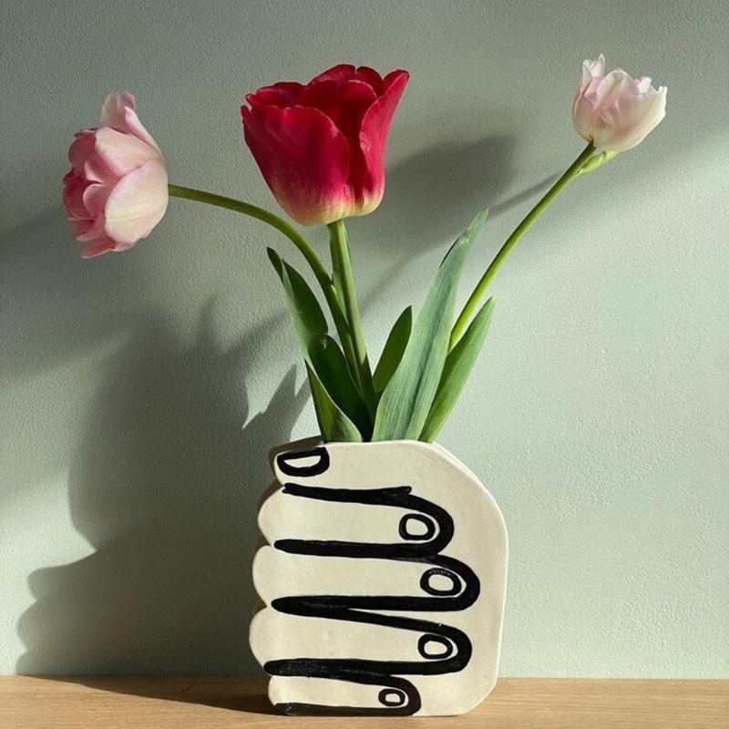 Innovative Silicone Moulds Flower Vase Molds Hand Shape Flexible Ornament Molds Unique Flowerpot Moulds for Crafting
