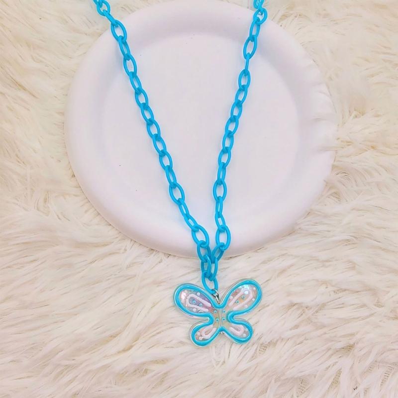 Acrylic Butterfly Pendant Choker Chain Necklace Elegant Fashion Accessories Pendant Necklace Suitable for Any Occasion