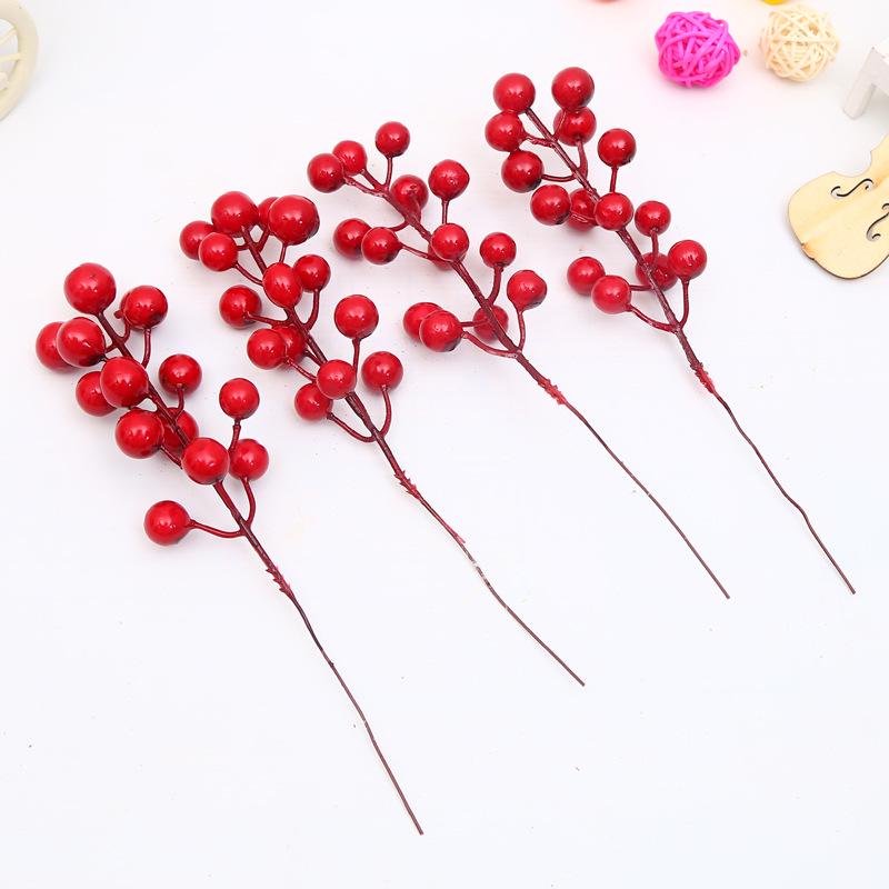 Christmas Tree & Wreath Decorations with Red Berry Sprigs