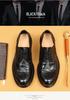 Exclusive Handmade Washed Leather Men's Retro Brogues