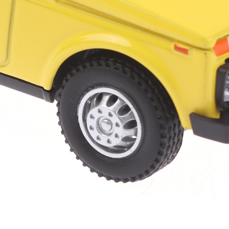 1/43 Scale Simulation Alloy Car Model Retro Diecast Metal Toy Car Ornaments Desktop Decoration Collect Hobby Gifts