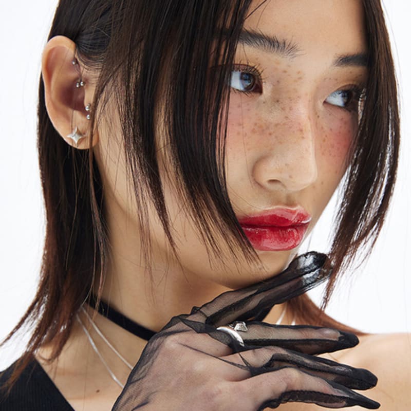 NIMBUS SHINE STAR SINGLE EARRINGS (M)