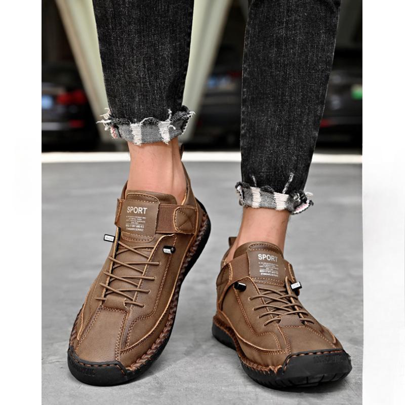 Men's Hand-stitched Leather Casual Shoes Outdoor Non-slip Light Hiking Sneakers Versatile Soft Sole Men's Casuals Plus Size 2026