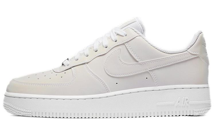 

Nike Air Force 1 07 Reflective Women s DC2062-100 39