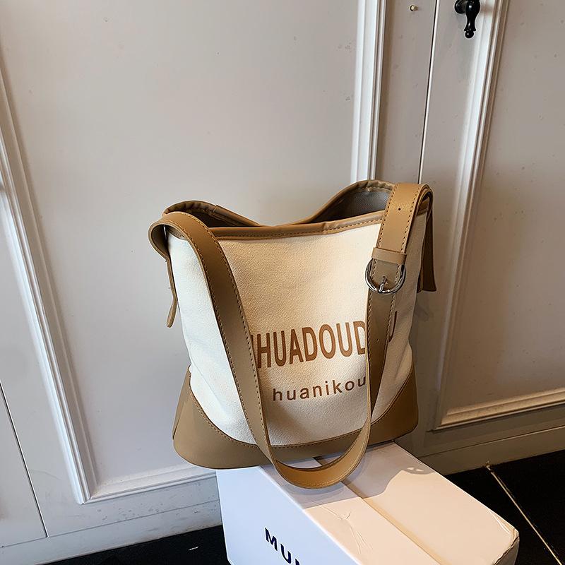 Spring and Summer New Messenger Bag Women's Large-capacity Class Commuter Bag Casual Versatile Shoulder Bucket Bag