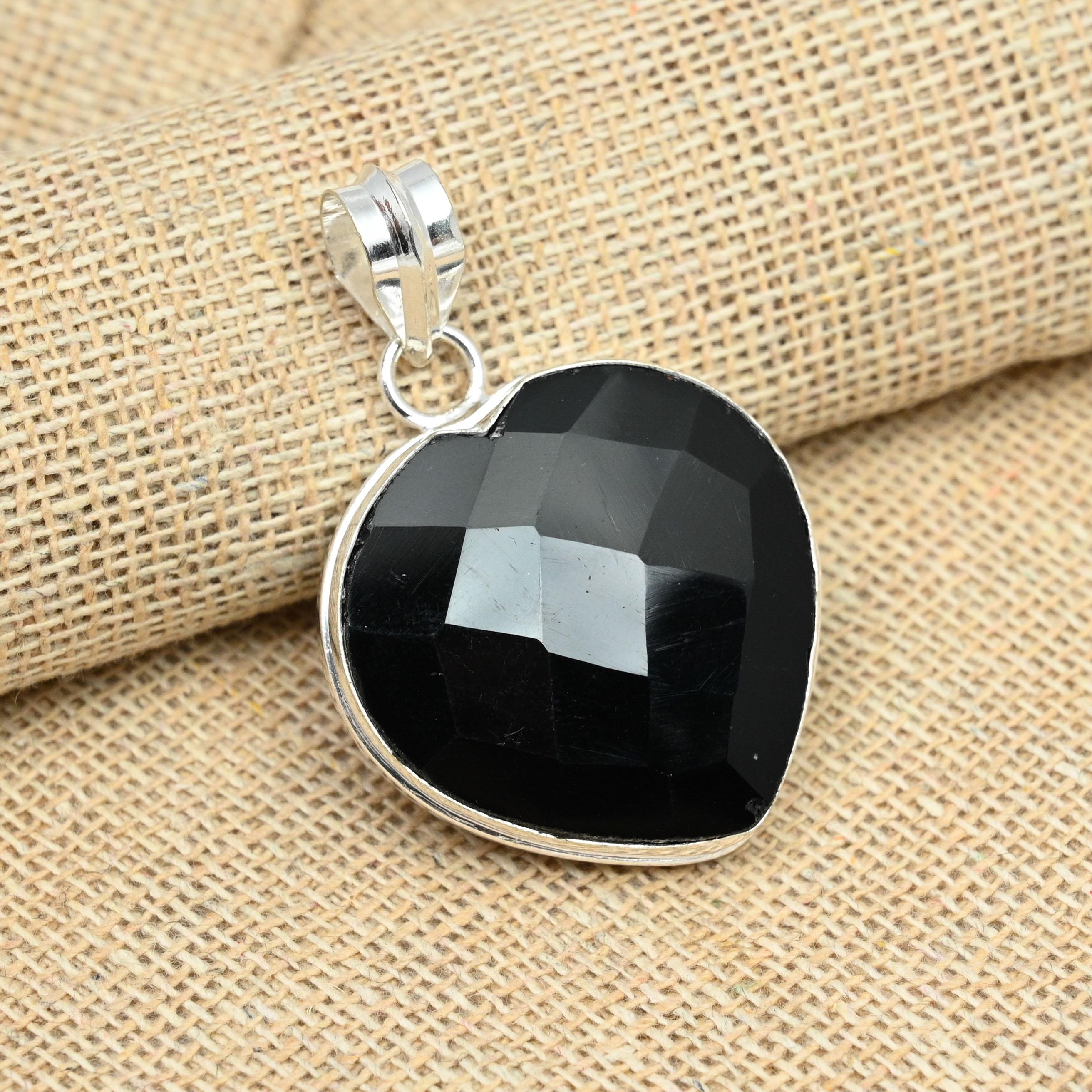 

Прекрасный в форме сердца черный шпинель драгоценный камень ручной работы стерлингового серебра 925 пробы кулон 1.96 Inv чёрный