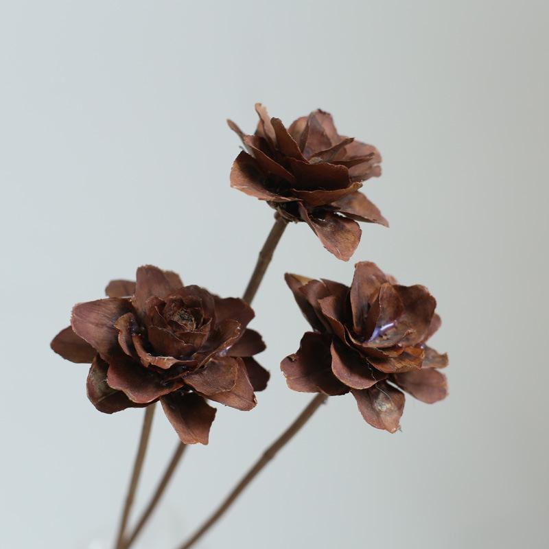 Yunnan Dried & Immortal Flowers Bouquet: Baby's Breath, Roses, Forget-Me-Nots for Home & Homestay Decor