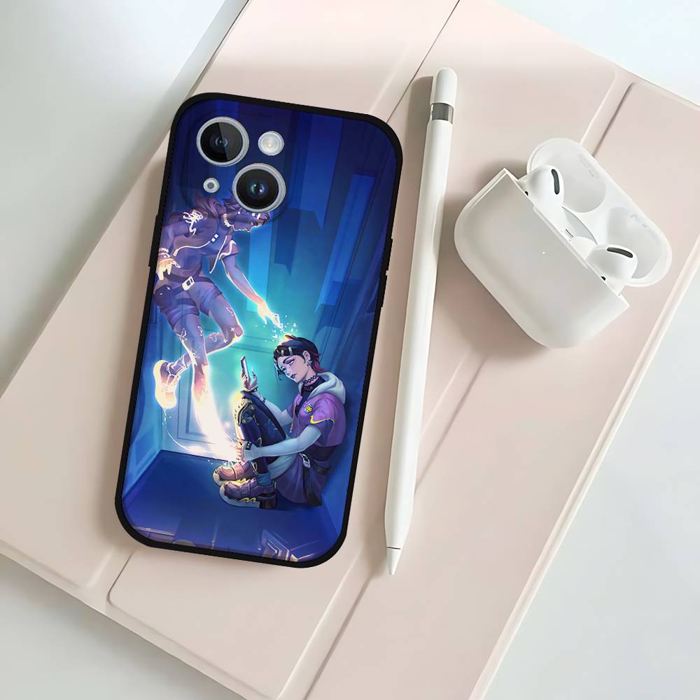 Cute C-Clove V-ValorantS Phone Case Phone Case For IPhone 17 16 15 14 13 12 11 X XR XS Plus Pro Max Mini Soft Black Cover