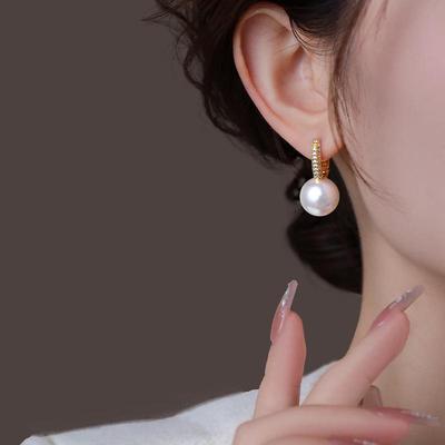 Classic French Pearl & Zirconia Earrings: 2026 Light Luxury High-End Studs for Women