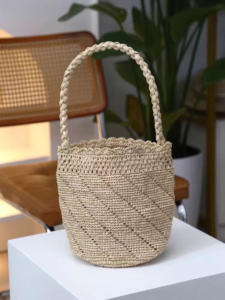 

Handmade Crochet Straw Bucket Bag Bohemian Raffia Women Handbag Travel Beach Bag Summer Vacation Woven Shoulder Bags for Women