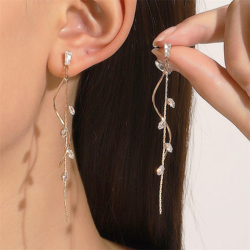 Hangende Oorlijn Lange Hangende Oorbellen voor Vrouwen Roségoud Kleur Zirkonia Kristal Piercing Inrijgoorbel Ooraccessoires Sieraden