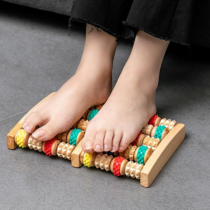 Wooden Foot Roller Massager Multi-Point Therapy Rubbing Massage for Blood Circulation Promotion Foot Care Tool