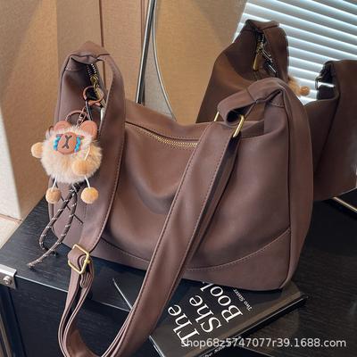 Autumn and Winter New Trendy Casual Dumpling Bag Women's 2025 Korean Version Retro Versatile Shoulder Bag Large-capacity Tote Bag