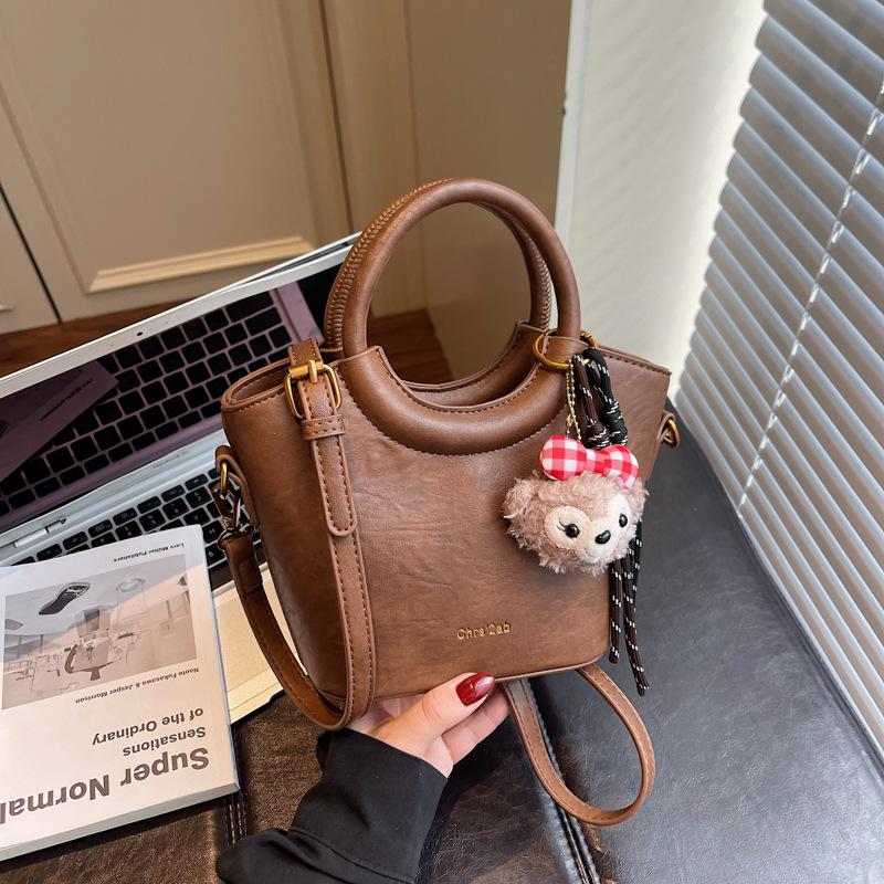 Commuter hand-held new ins diagonal cross fashion autumn women's shoulder crossbody bucket bag