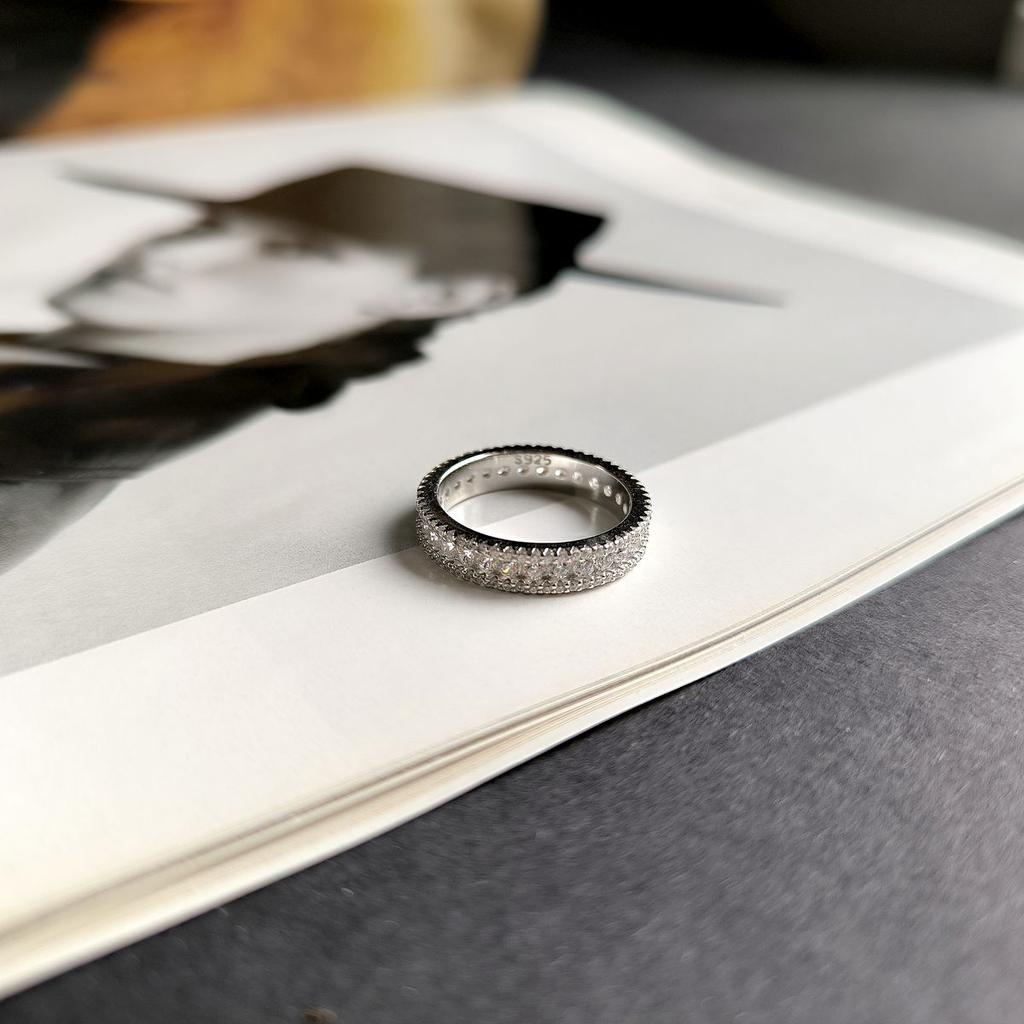 Silver Ring with Cubic Zirconia, Product Weight 4.04 G (2160953)