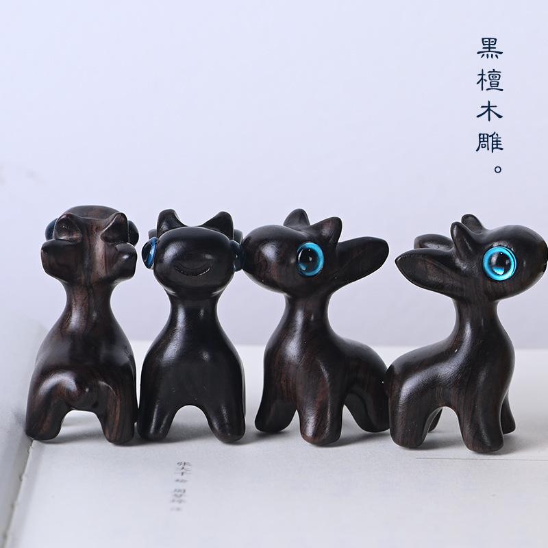 Green Sandalwood Giraffe Small Deer Ornaments Valentine's Day Gift Creative DIY Accessories Small Pendant sculptures & figurines