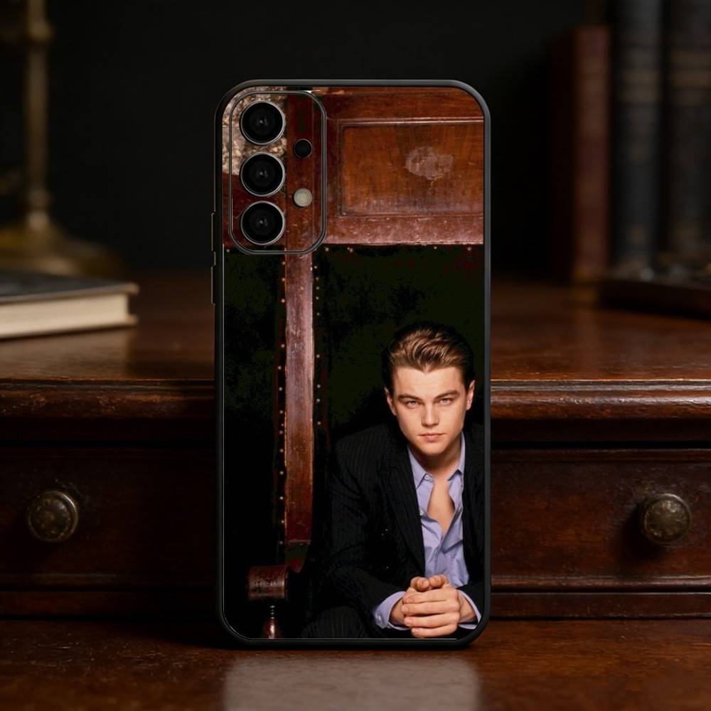 L-Leonardo D-DiCaprio Phone Case For Samsung S25,S24,S21,S22,S23,S30,Ultra,S20,Plus,Fe,Lite Black Shell