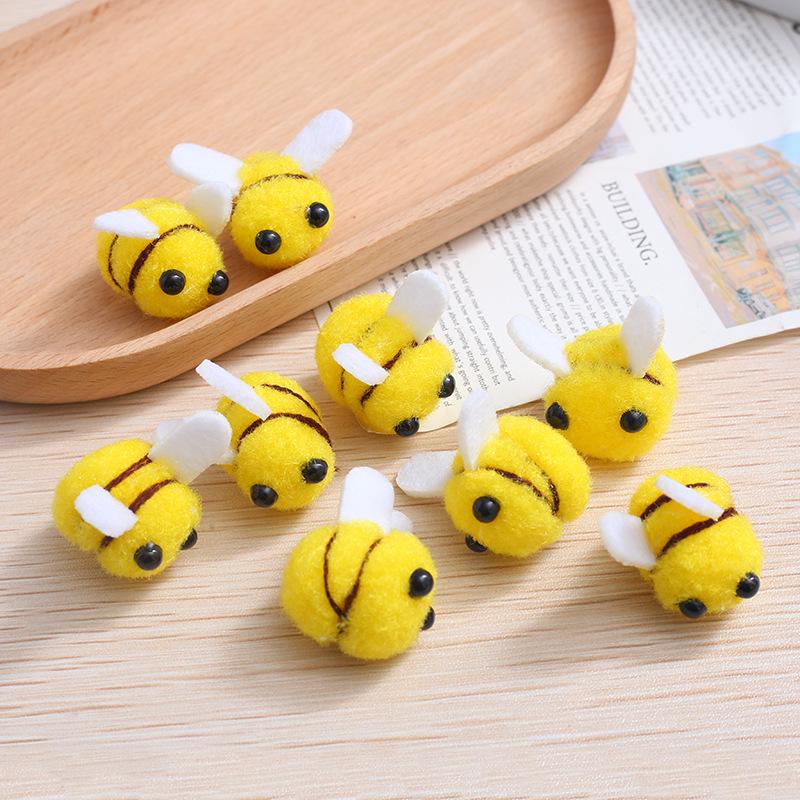 

Кашемировая повязка на голову с помпоном «Маленькая пчелка» - Креативный DIY плюшевый аксессуар для детей.