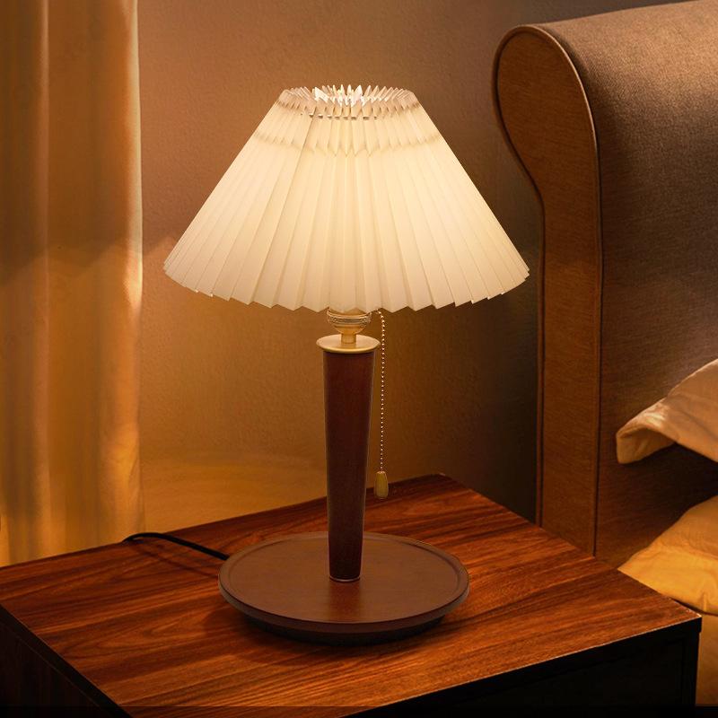 Creative Retro LED Pleated Small Desk Lamp Bedroom Bedside Lamp Living Room Study Decorative Atmosphere Lighting