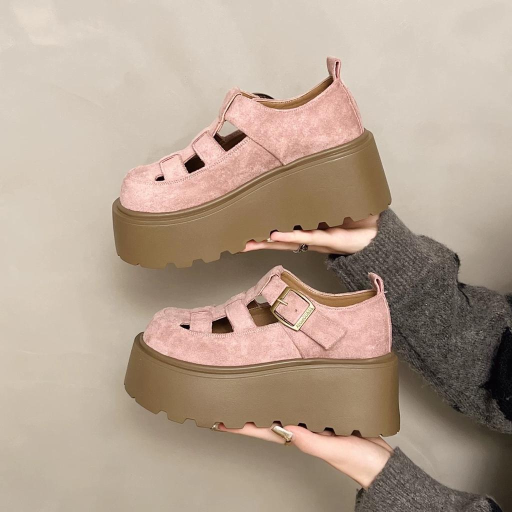 Niche hollow Roman sandals women's summer new muffin thick-soled bag head pig cage shoes British style small leather shoes