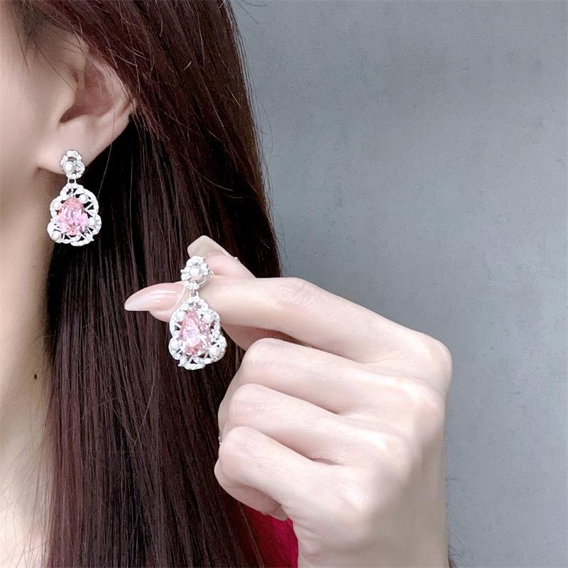 Elegant Hollow Water Drop Pink Zirconia Pearl Earrings for Women - Exquisite High-End Princess Style Ornaments