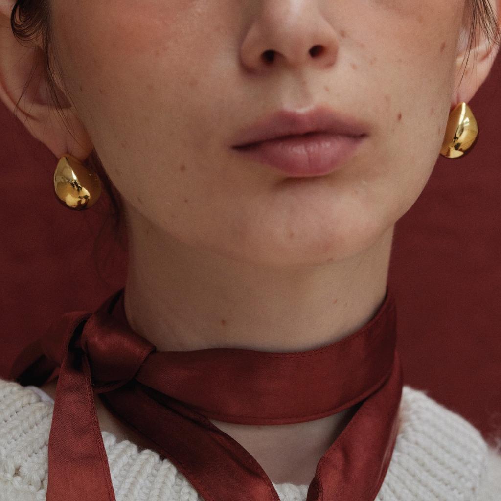 Glossy Oval Ball S925 Silver Needle Earrings Niche Minimalist Commuter Retro Temperament Earrings Women