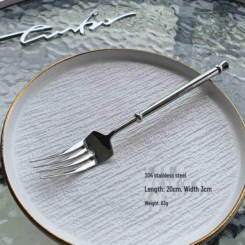 

Высококачественный набор западных столовых приборов из нержавеющей стали 304: Нож для стейка, вилка, ложка, десертная вилка и ложка для дома или гостиницы.