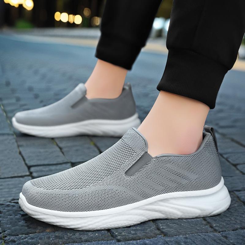 Plus Size Shoes for Men 39-44 Summer Fashion Mesh Breathable Comfortable Slip on Platform Casual Sneakers Flats Men Shoes