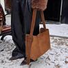 Yogodlns Nová semišová taška přes rameno pro ženy Shopper Velkokapacitní kabelka Módní ležérní Všestranná crossbody taška pro ženy