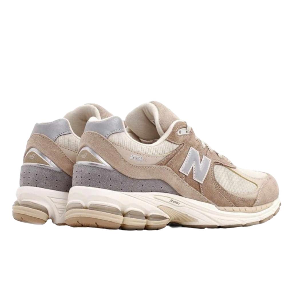 New Balance 2002R Driftwood Sandstone