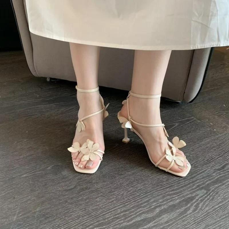 Fashion Outdoor Stiletto Woman Shoes Summer 2025 Comfortable New Breathable Fashion Korea Footwear On Sale Asian Size Sandals for Women
