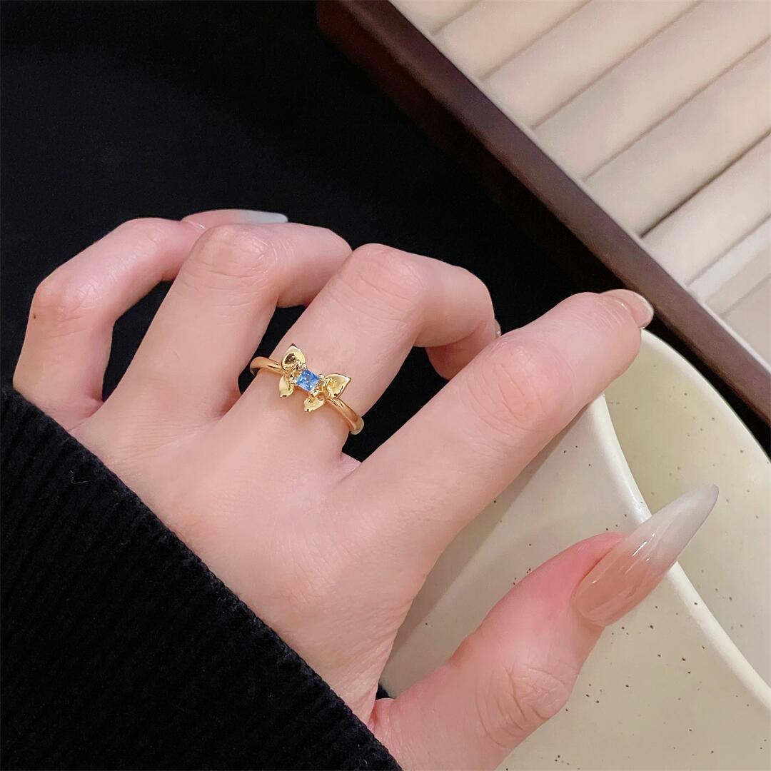 

Medieval Personality Butterfly Enamel Drip Glaze Open Ring Elegant Temperament Retro Light Luxury Ring Woman Adjustable opening