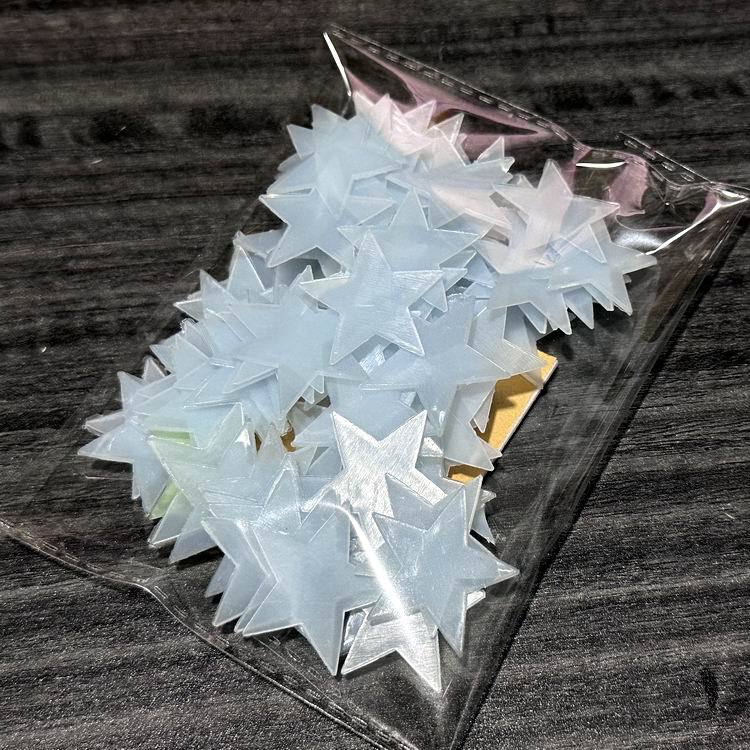 

100 шт. наклейки на стену, светящиеся в темноте, детские, детские, спальни, домашний декор, цветные звезды, светящиеся флуоресцентные наклейки на стену, наклейка светло-синий