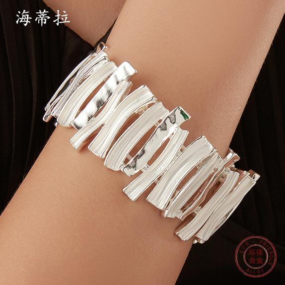 Emaille übertriebenes geometrisches elastisches Armband, Damen High-End unregelmäßiges Legierungsarmband