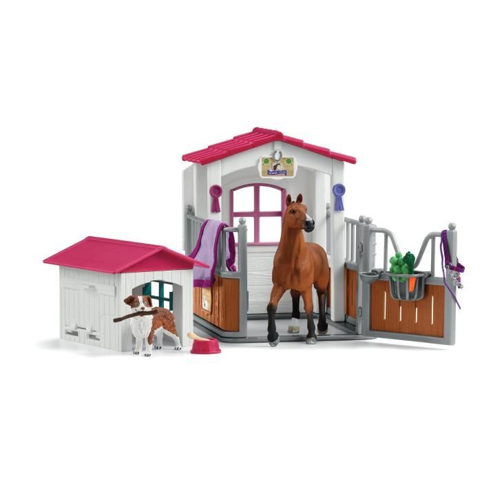 Box with Hanoverian Mare and Australian Shepherd, Horse Figurine and Accessories, Schleich 72218 Horse Club, from 5 Years