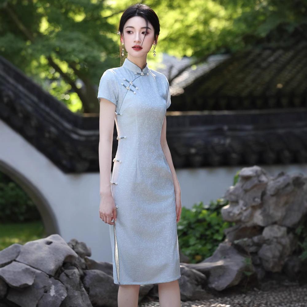 1011 summer new new Chinese cheongsam ancient method improvement daily banquet wedding toast clothes thin cheongsam