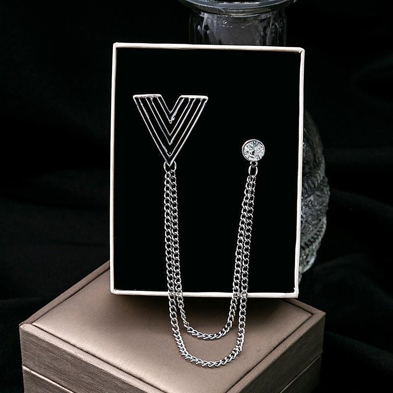 European & American Irregular Star Brooch with Tassel Chain – Stylish Korean Flower Accessory for Suits
