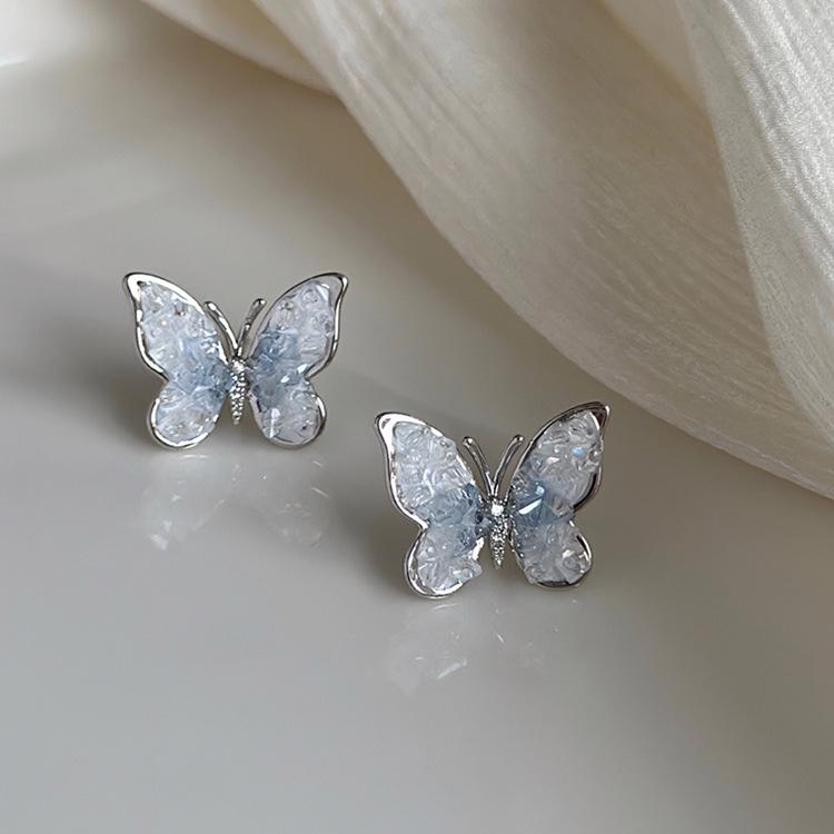 Morandi Blue Gradient Crystal Butterfly Earrings – Retro, Versatile Design for Women