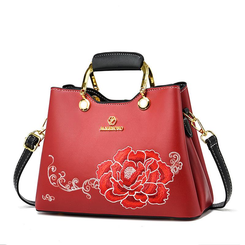 

Elegant Embroidered Peony Red Handbag Crossbody Bag for Wedding Mother-in-law Fashionable Chinese Style Women s Tote Bag