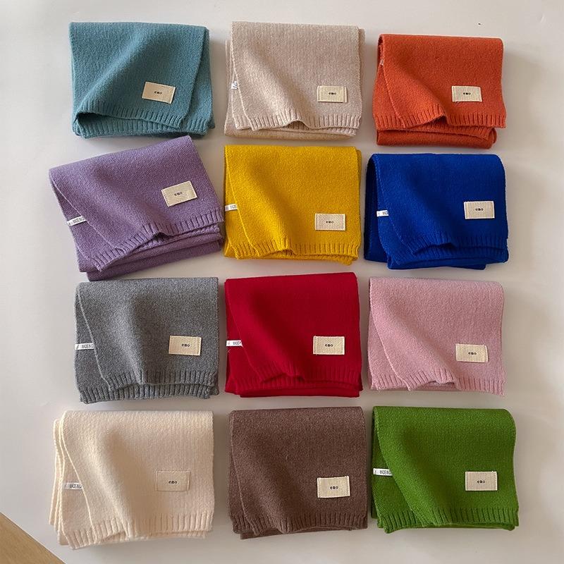 Gentle solid color small scarf white knitted wool short scarf women's autumn and winter warm couple style simple
