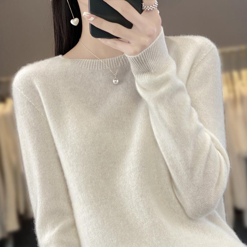 Women's Autumn/Winter Soft Wool Long Sleeve Round Neck Sweater - New Arrival