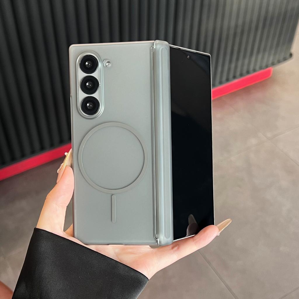 Applicable To Samsung Galaxy ZFold7 Folding Mobile Phone Case Matte Skin Feeling ZFlip7 Central Axis Magnetic Suction W25 Protection