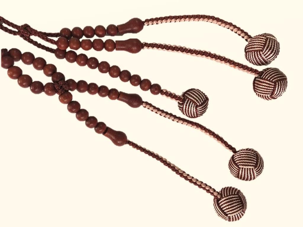 Soka Gakkai prayer beads genuine rosewood with eight leaves mark paulownia (mala beads) (in box) (2-inch shaku)