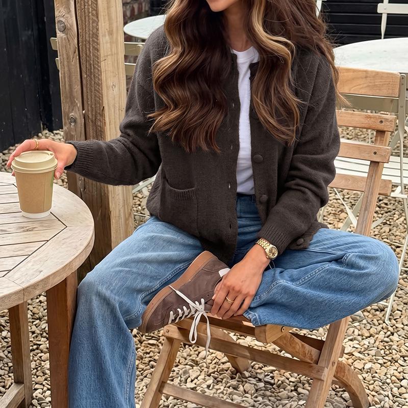 Autumn/Winter 2026 Knit Cardigan - Simple Commute Style, Solid Color, Round Neck, Loose Fit, Drop Shoulder Sweater Coat.