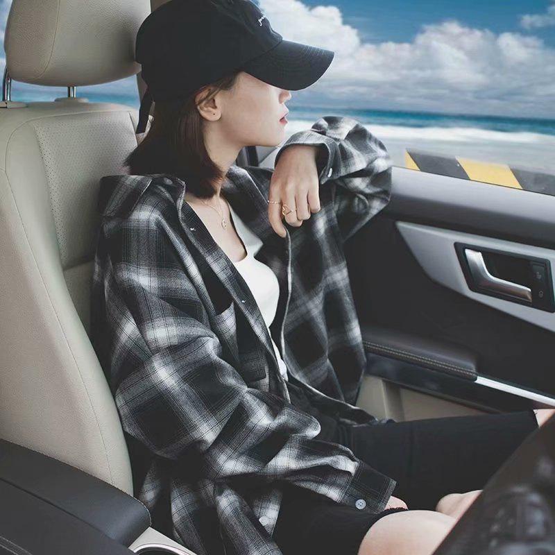 2026 Spring/Autumn Women's Korean Plaid Shirt - Loose, Retro Hong Kong Style, Trendy Long Sleeve Top