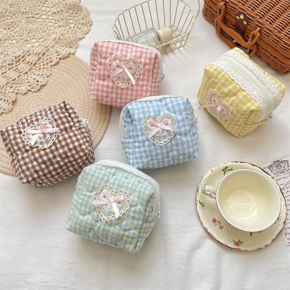 

Love Heart Lace Plaid Quilted Cosmetic Bag with Bow Cute Travel Organizer for Girls Portable Toiletry & Makeup Storage Pouch