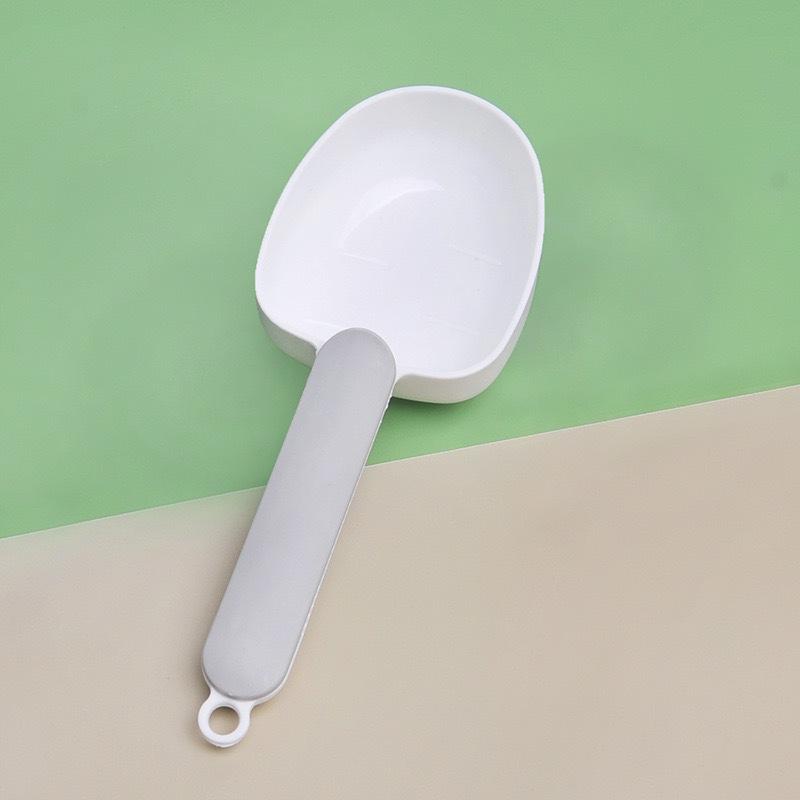Multi-functional Pet Food Measuring Scoop: Dog, Cat, and Rice Spoon