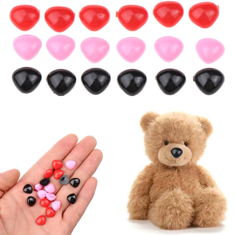 50Pcs Triangle Practical Doll Nose Cartoon Plush Toys Manual DIY Plastic Flat Bottom Triangle Nose Accessories