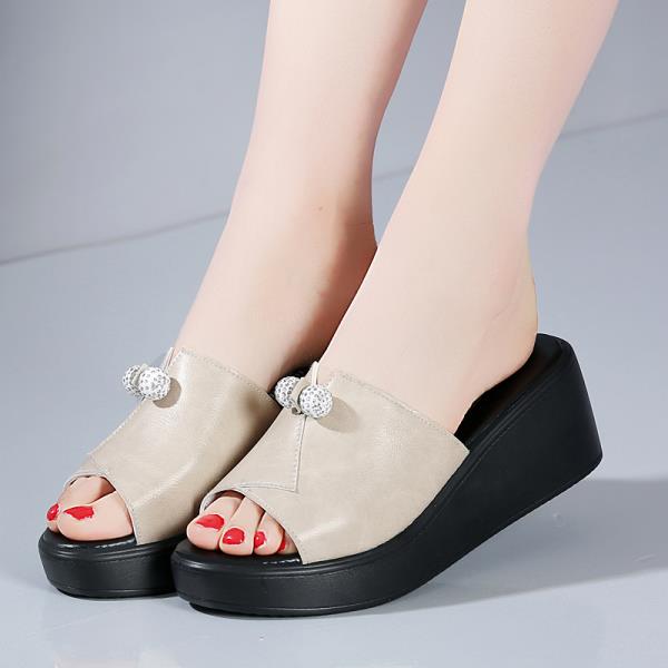 Modne buty Kapcie z prawdziwej skóry Kobiety Lato Pantofle na koturnie Muły Klapki Moda Platforma 2025 Wysoki Luksus Damskie Sho